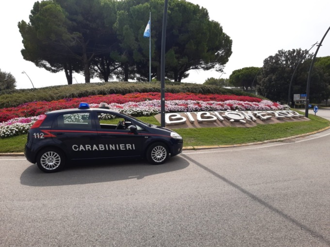 Lavoratori in nero, scarse condizioni igieniche e locali a rischio incendio