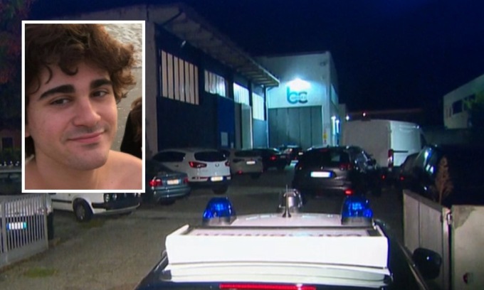 Giuliano morto a 18 anni in stage, 200 ragazzi fuori dall’azienda: “Basta studenti morti”