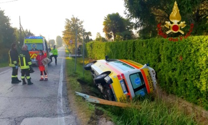 Ambulanza si ribalta a Portogruaro, le immagini dell'incidente
