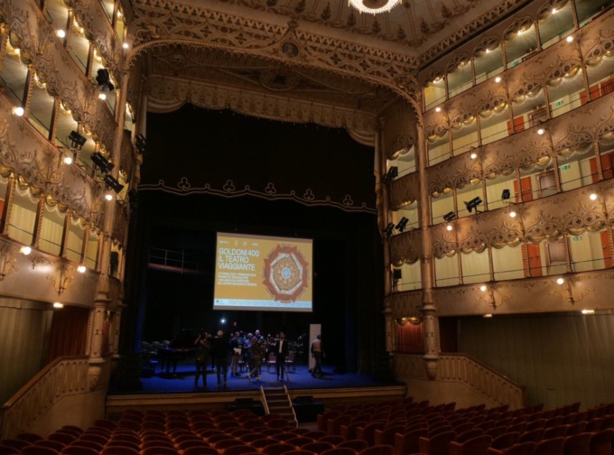 Il Teatro Goldoni compie 400 anni: festa grande per tutto il Veneto con “il Teatro Mobile”