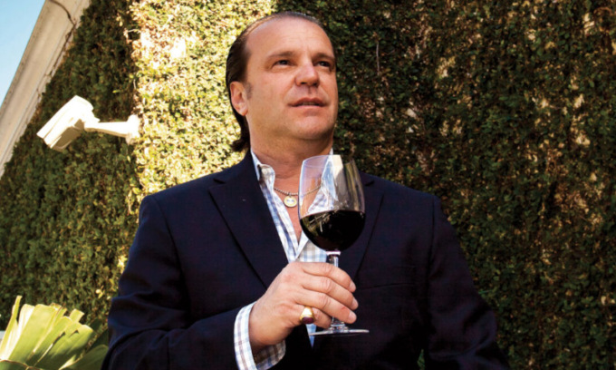 Tragedia in California: dopo l’incidente l’auto prende fuoco e il ristoratore veneziano Andrea Bullo muore con il figlio