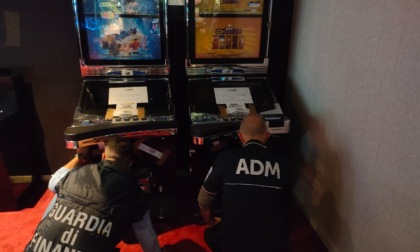 Slot "fuori servizio" funzionavano regolarmente: le schede erano state manomesse