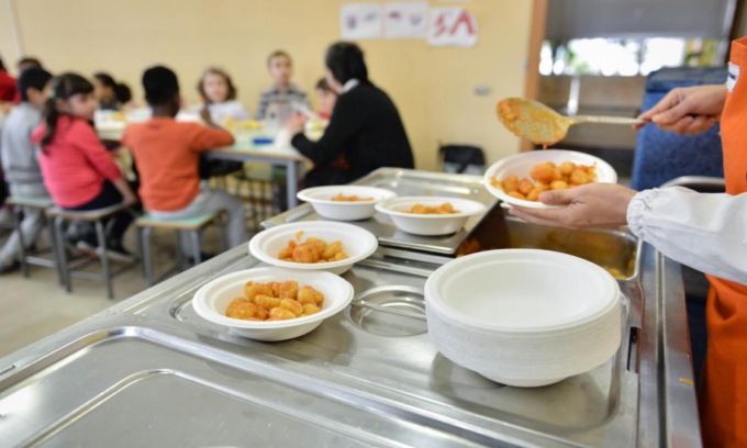 Mense scolastiche venete sempre più biologiche, l’assessore Caner: “I giovani saranno ambasciatori del cibo sano”