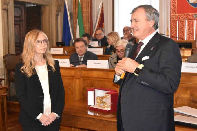 Venezia chiude l’anno in modo virtuoso, il sindaco: “Avanzo di 91 milioni nel bilancio del Comune”