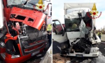 Violento incidente tra mezzi pesanti: un camionista intrappolato tra le lamiere