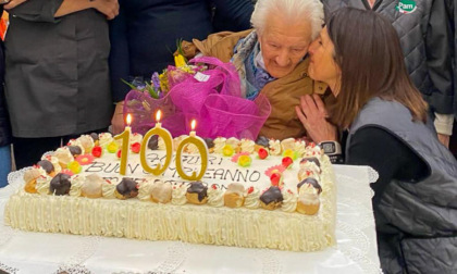 Ernestina, la nonna "sprint" di Marghera, compie 100 anni: ogni giorno va al centro commerciale in tram