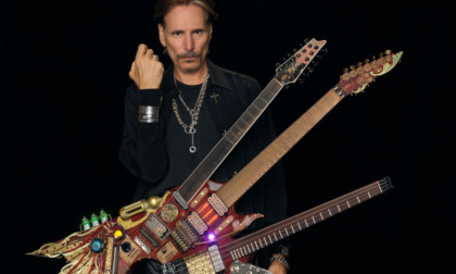 Uno dei più grandi chitarristi della storia in concerto a Jesolo: pronti per il guitar hero Steve Vai?