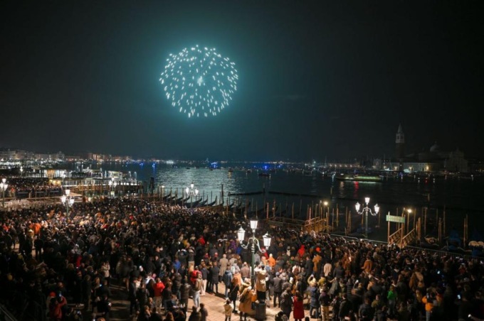 Capodanno 2023 a Venezia e Mestre: fuochi d’artificio e tanta musica per festeggiare l’arrivo del nuovo anno
