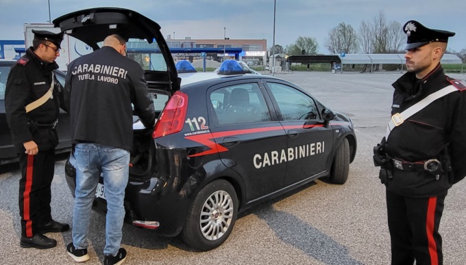 Caporalato digitale in Veneto: controllati decine di rider