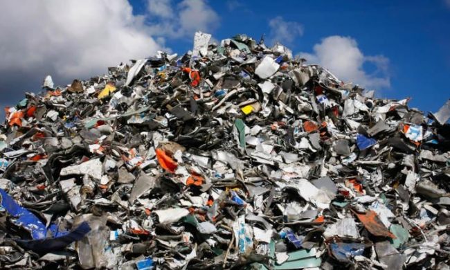 Coltivava “veleni” su 10mila metri quadri: il terreno era una discarica abusiva pericolosa