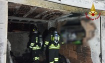 Incendio in un garage a Marcon: palazzina evacuata, un intossicato