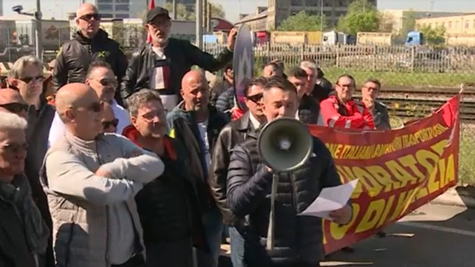 Braccia incrociate per tre giorni al Porto di Venezia: “Vogliamo più sicurezza”
