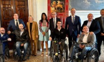 Otto viaggiatori in sedia a rotelle attraverseranno il Veneto all'insegna dell'inclusività