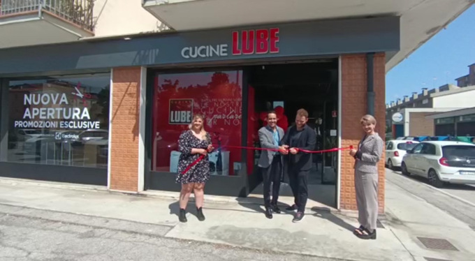 Novità a Chioggia, ha aperto il nuovo Lube Store