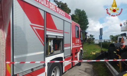 Cadavere nel canale a San Giuliano: aveva un peso legato alla vita e delle ferita alla testa