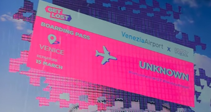 Saliresti su un aereo gratis senza conoscere la destinazione? Ecco cosa è successo a Venezia