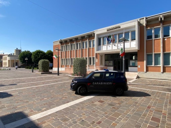 Ladro 22enne “anfibio” beccato mentre tenta il colpo in un ristorante prova a fuggire guadando il Piave