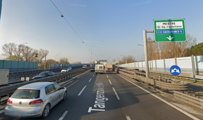 L’andatura incerta e poi la scoperta: camionista ucraino ubriaco fradicio al volante