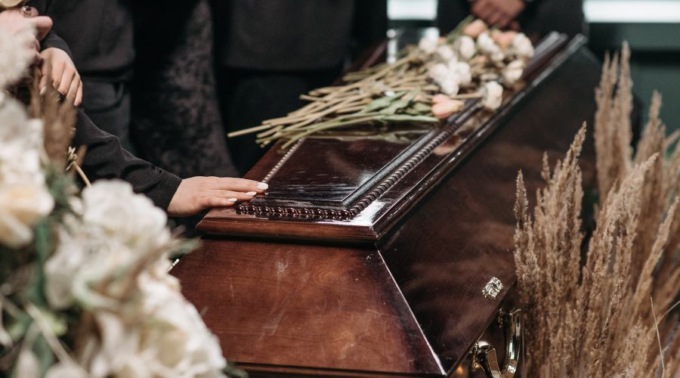 Casse funebri: i consigli sui materiali