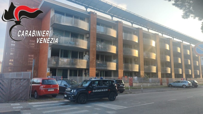 Eraclea, controlli nel condominio Mimose: beccati due tunisini irregolari