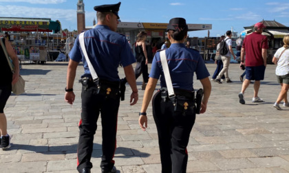 Ricercato per spaccio internazionale di droga beccato (in vacanza) a Venezia con la moglie