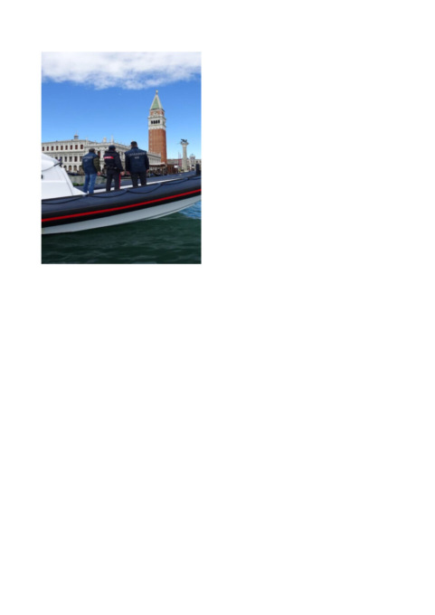 Rifiuti pericolosi al Lido di Venezia, carabinieri e Arpav al lavoro: la città va tutelata 