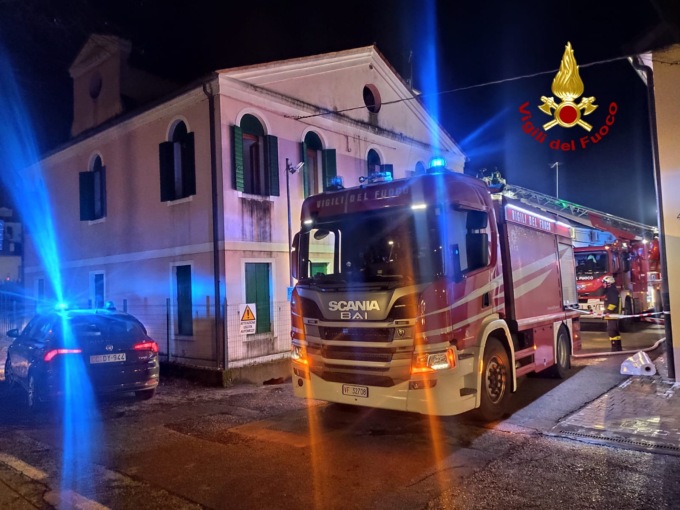 Incendio devasta il ristorante Cortivo 2.0 di Noale