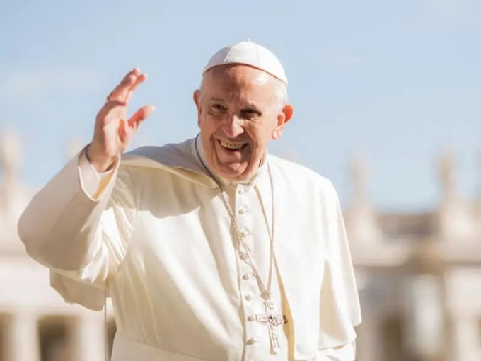 Papa Francesco a Venezia, l’acqua alta non ferma i preparativi: il Pontefice in visita domenica 28 aprile 2024