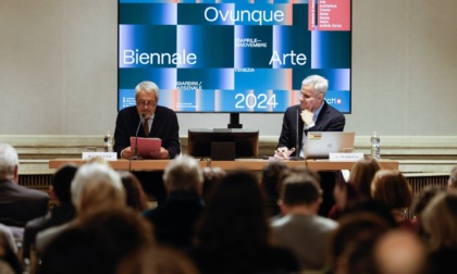 Biennale Arte 2024, presentata la sessantesima edizione: "Stranieri ovunque"