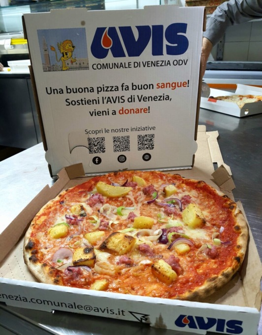 A tavola con Avis: l’iniziativa di sensibilizzazione “Una buona pizza fa buon sangue”
