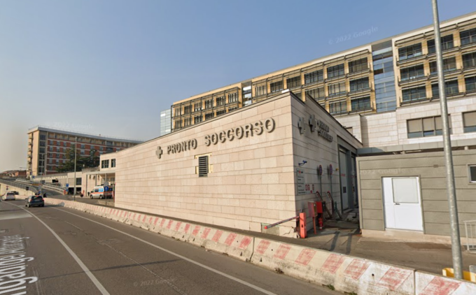 Caldaia esplode in un cantiere in via dei Vichinghi, ustionato operaio 41enne