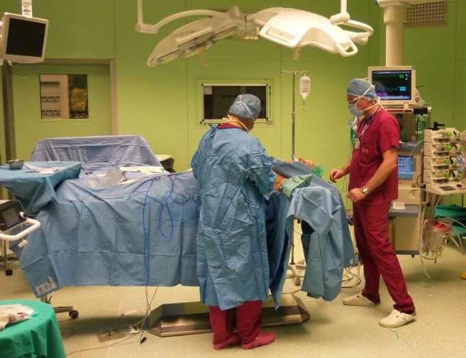 Ospedale dell’Angelo, operato 50enne con tumore maligno: gli hanno demolito e ricostruito il torace