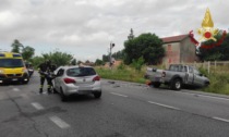 Schianto tra pick-up e Opel sulla Statale Romea, due feriti