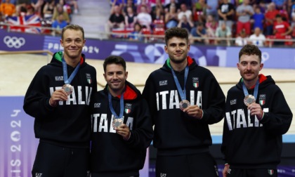 Olimpiadi 2024, il veneziano Lamon conquista il bronzo nell'inseguimento a squadre