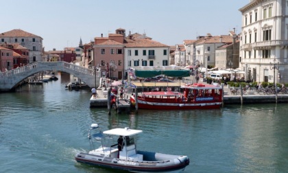 Irregolarità e alimenti non tracciati, 6mila euro di multa per due ristoranti a Chioggia