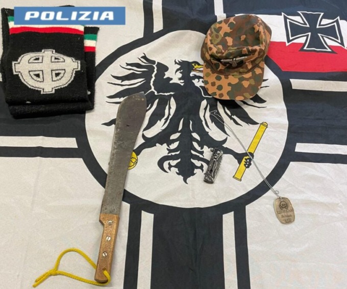Aggressioni e simboli nazifascisti, minorenni indagati anche a Venezia