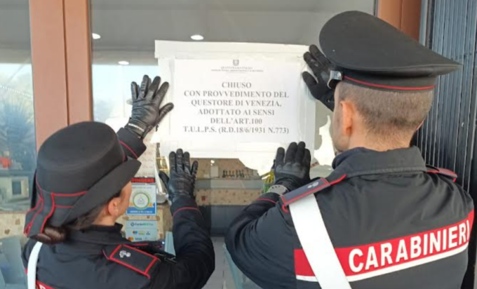 Teatro di risse e ritrovo per pregiudicati, chiuso per 7 giorni un locale a Chirignago