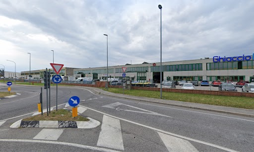 Operaio grave dopo essere rimasto folgorato sul lavoro a Quarto d’Altino