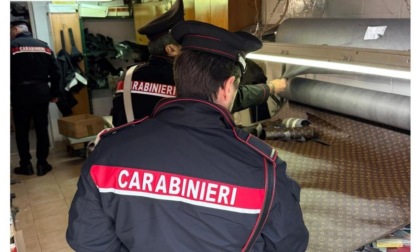 Scoperto laboratorio illegale di articoli di lusso a Stra: tre denunce