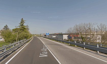 Coppia di biker travolta da un camion a Jesolo: morti i 59enni Manuela e Davide