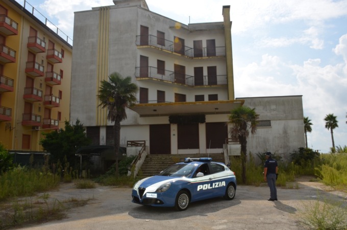Occupano abusivamente appartamenti a Jesolo Lido: denunciati cinque stranieri, tre sono stati espulsi