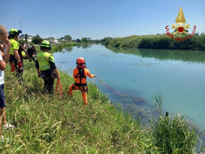Auto nel Sile: encomio per i tre soccorritori mentre il bimbo è ancora grave