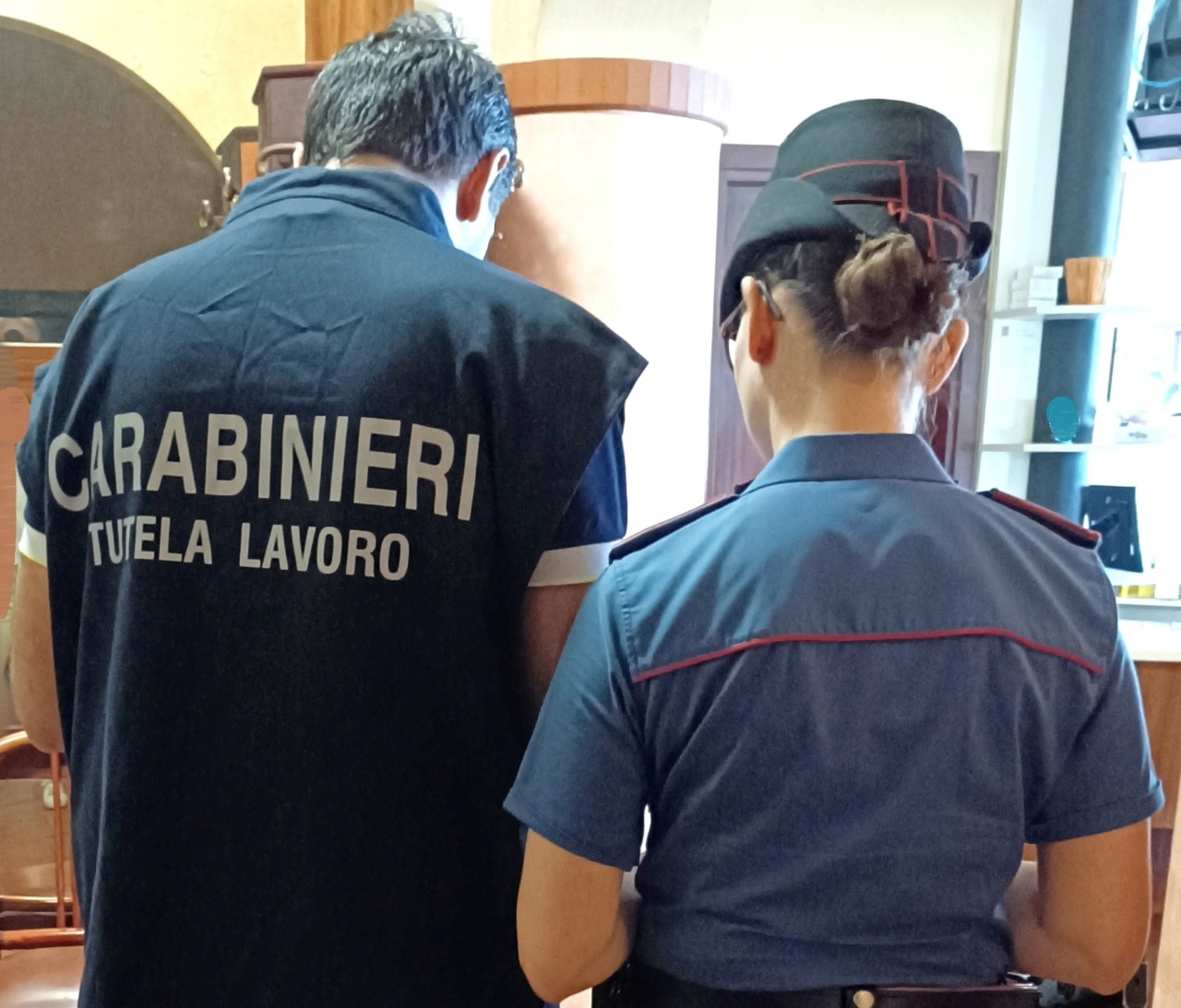 Controlli al turismo balneare di Jesolo: scoperte attività irregolari, strutture sospese e multe per 100mila euro