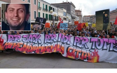 Un anno dalla morte di “Jack” Gobbato, centinaia di persone alla cena di quartiere per ricordarlo a Mestre