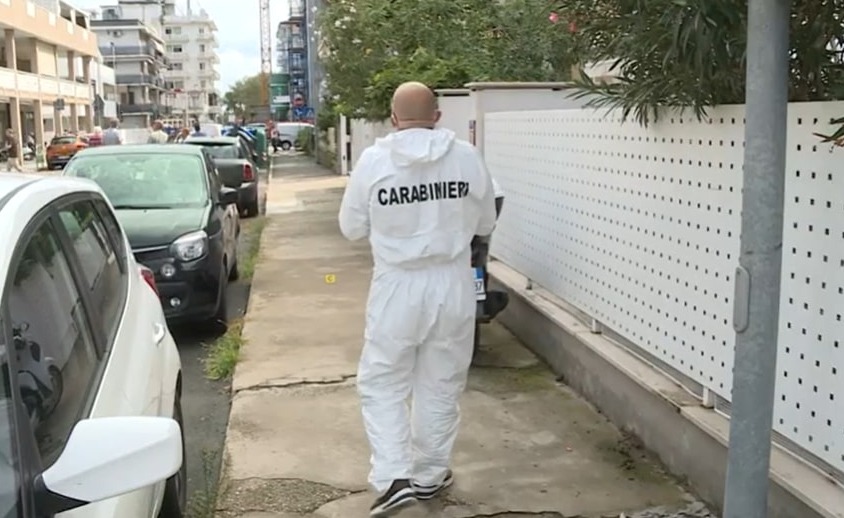 Arrestato per tentato omicidio il 24enne che ha accoltellato per caso la turista tedesca a Sottomarina di Chioggia