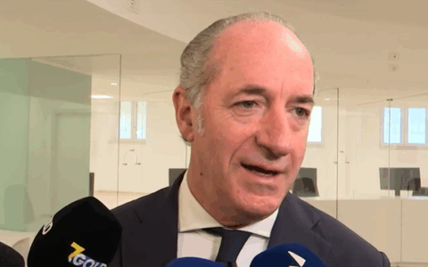 Zaia: “Capolista alle Regionali? Non lo so ancora”. Poi la frecciata: “Se sono un problema, lo renderò reale”