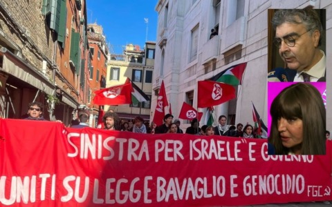 Emanuele Fiano torna a Ca’ Foscari con la ministra Bernini: dentro applausi, fuori proteste