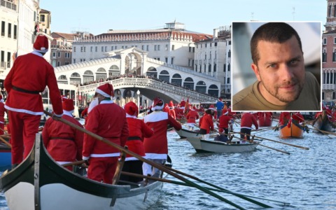 Alzaremi per Alberto Trentini durante la regata dei Babbi Natale dell’Università Ca’ Foscari
