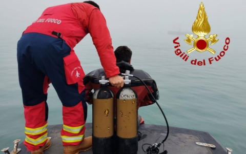 Pescatore 57enne disperso nella zona del Mose sotto Punta Sabbioni
