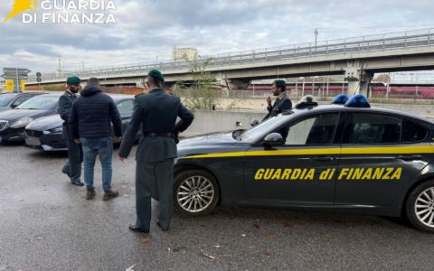 Minimarket della droga? Anche no: arrestato lo spacciatore